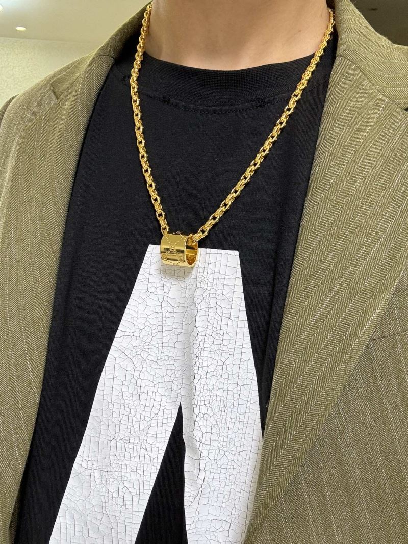 Gvc*1 necklaces